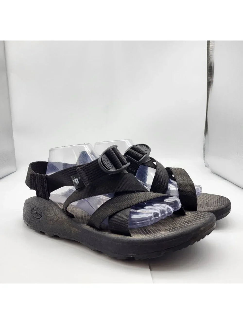 Chaco Sandals Men’s SZ 10 Black Sport Hiking Walking River Outdoor Gorpcore
